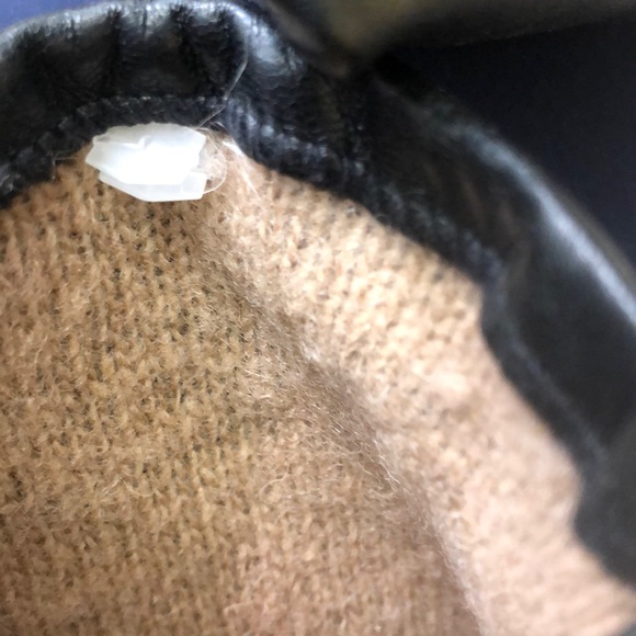 NWOT black Leather dress gloves size small - Picture 4 of 5